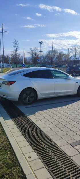 Tesla Model 3 Standard Range Plus, снимка 3