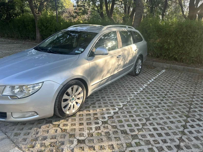 Skoda Superb, снимка 2 - Автомобили и джипове - 47501458