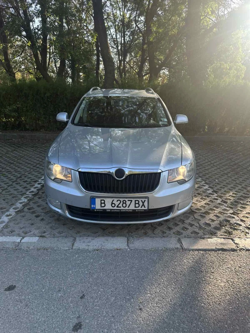 Skoda Superb, снимка 5 - Автомобили и джипове - 47501458