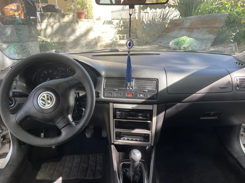 VW Golf, снимка 8 - Автомобили и джипове - 47397978