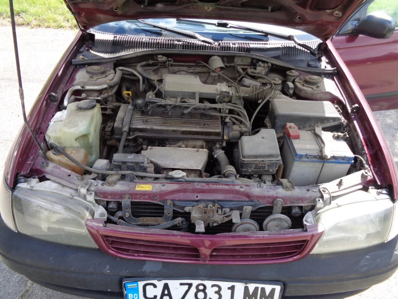 Toyota Carina E, снимка 13 - Автомобили и джипове - 47442037