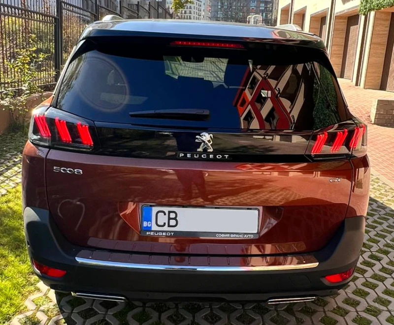 Peugeot 5008 GT хибрид 12.000км, снимка 2 - Автомобили и джипове - 49153518