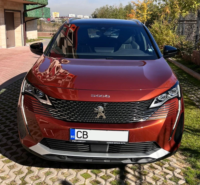 Peugeot 5008 GT хибрид 12.000км, снимка 1 - Автомобили и джипове - 49153518