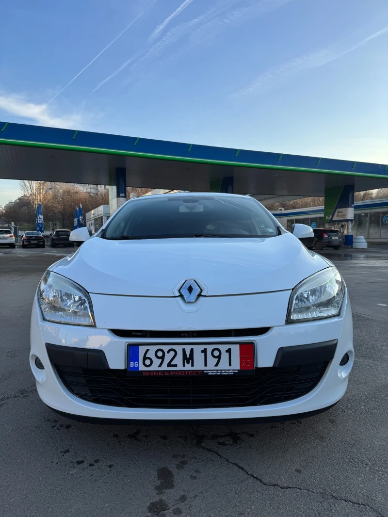 Renault Megane 1.6i, снимка 1 - Автомобили и джипове - 48871137