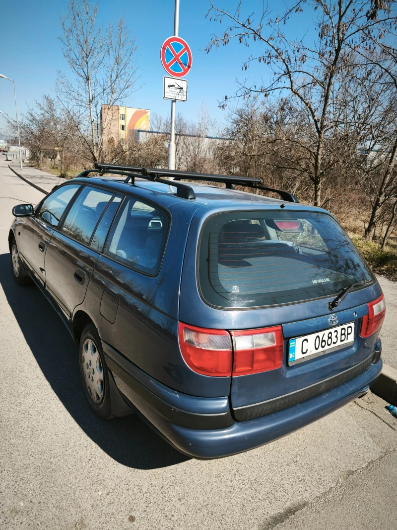 Toyota Carina 2.0, снимка 4 - Автомобили и джипове - 49401276