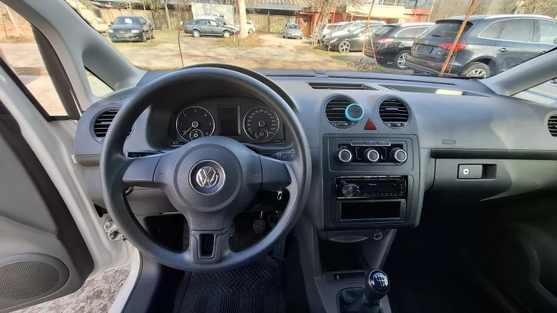 VW Caddy Макси База/1, 6TDI/102КС, снимка 10 - Автомобили и джипове - 49483224