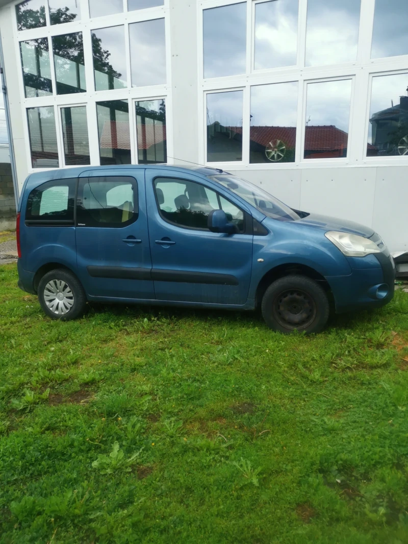 Citroen Berlingo, снимка 2 - Автомобили и джипове - 52336986