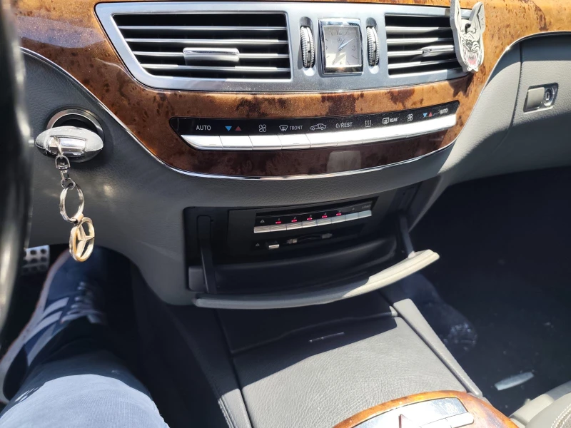 Mercedes-Benz S 320, снимка 7 - Автомобили и джипове - 52680952