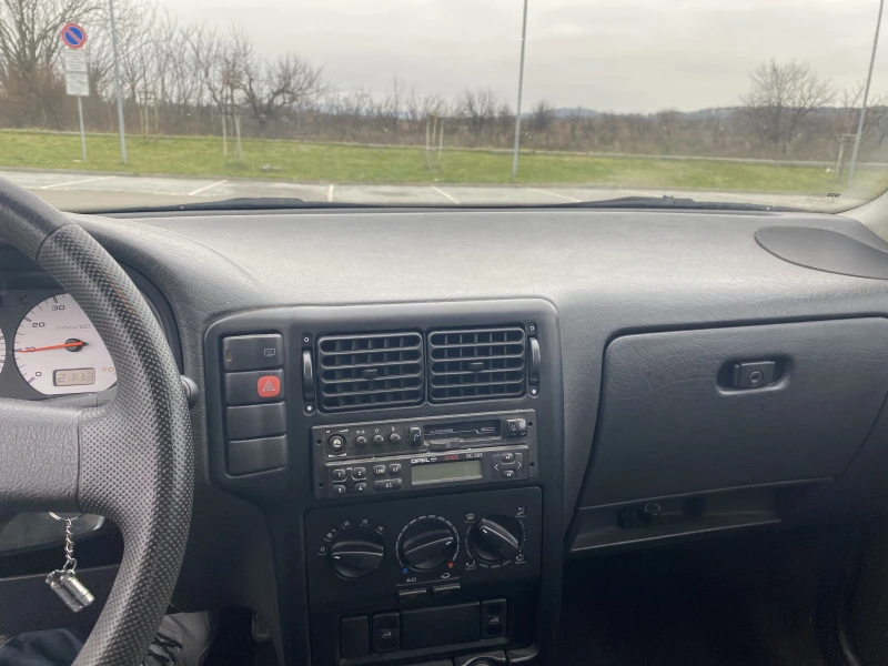 VW Polo, снимка 10 - Автомобили и джипове - 53089856