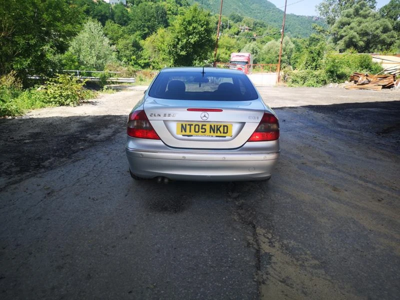 Mercedes-Benz CLK 220 cdi, снимка 5 - Автомобили и джипове - 47699937