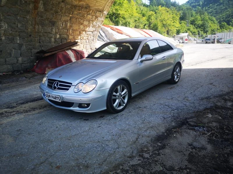 Mercedes-Benz CLK 220 cdi, снимка 8 - Автомобили и джипове - 47699937