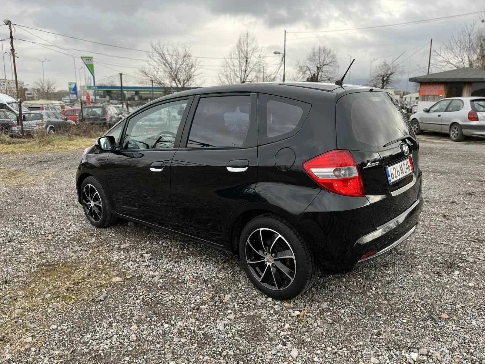 Honda Jazz 1.4 АВТОМАТ - изображение 7