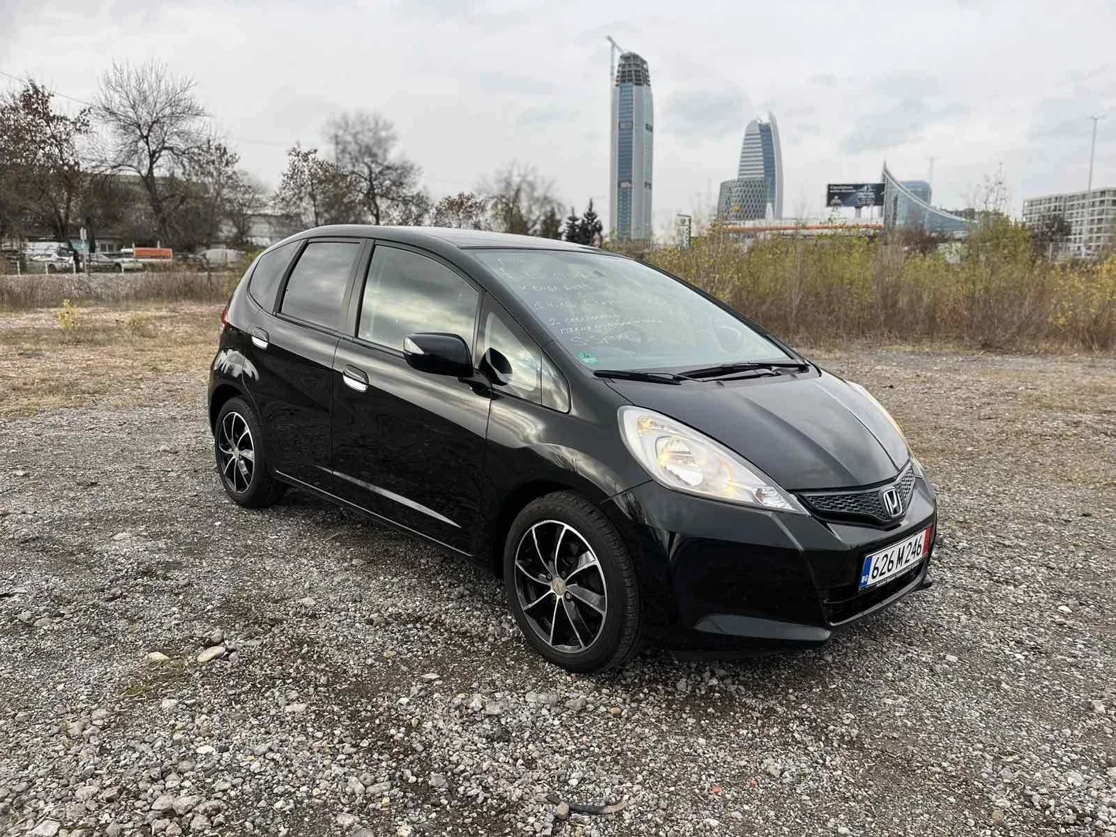 Honda Jazz 1.4 АВТОМАТ - изображение 6