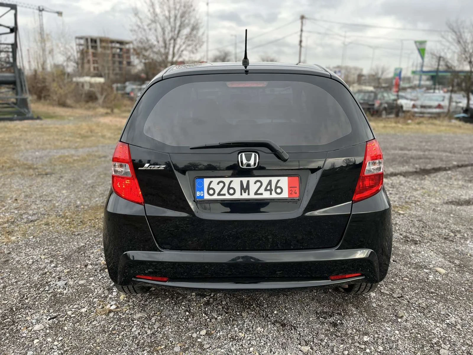 Honda Jazz 1.4 АВТОМАТ - изображение 5