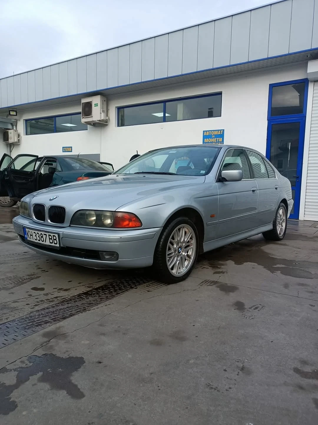 BMW 520 Газ - изображение 2