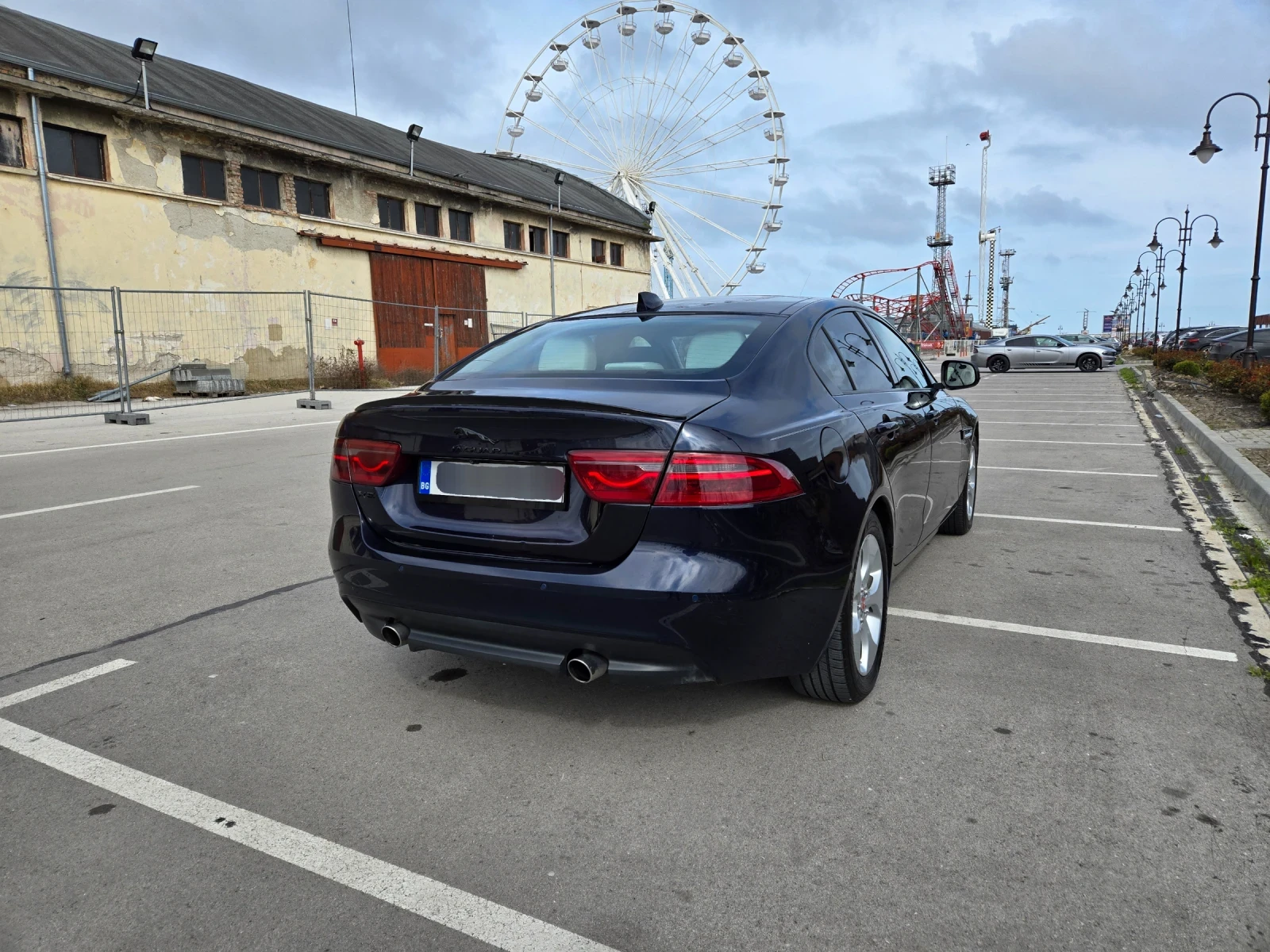 Jaguar XE 25t - изображение 5