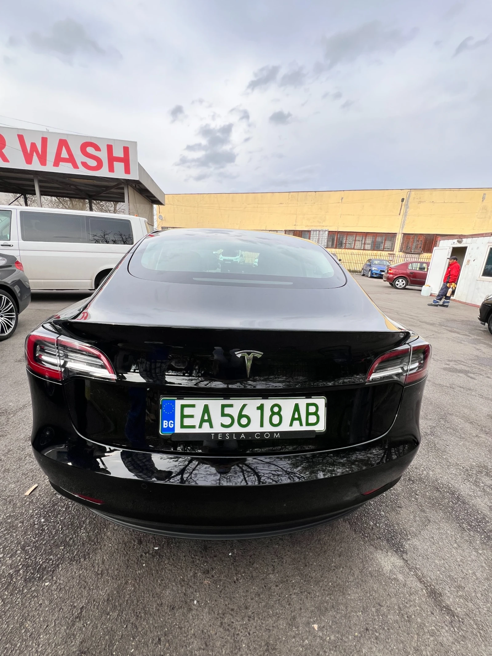 Tesla Model 3 1 год. пълна гаранция от Tesla / термопомпа - изображение 8