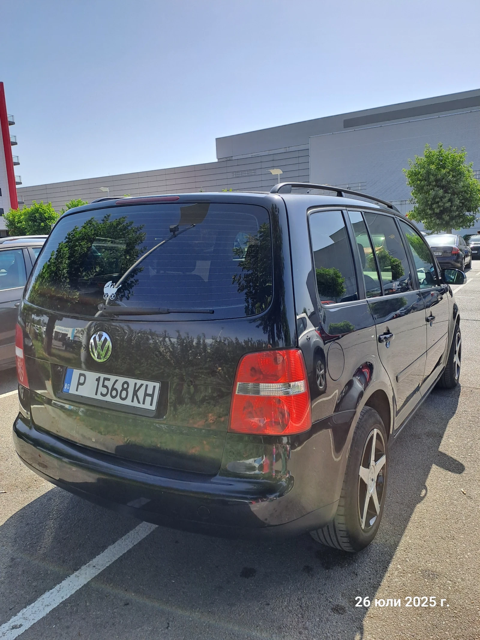 VW Touran 1.9TDI 6+ 1 места - изображение 5