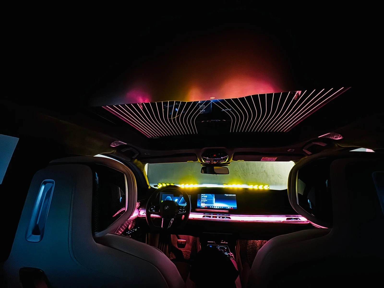 BMW i7 Xdrive60 Individual  | Mobile.bg   13