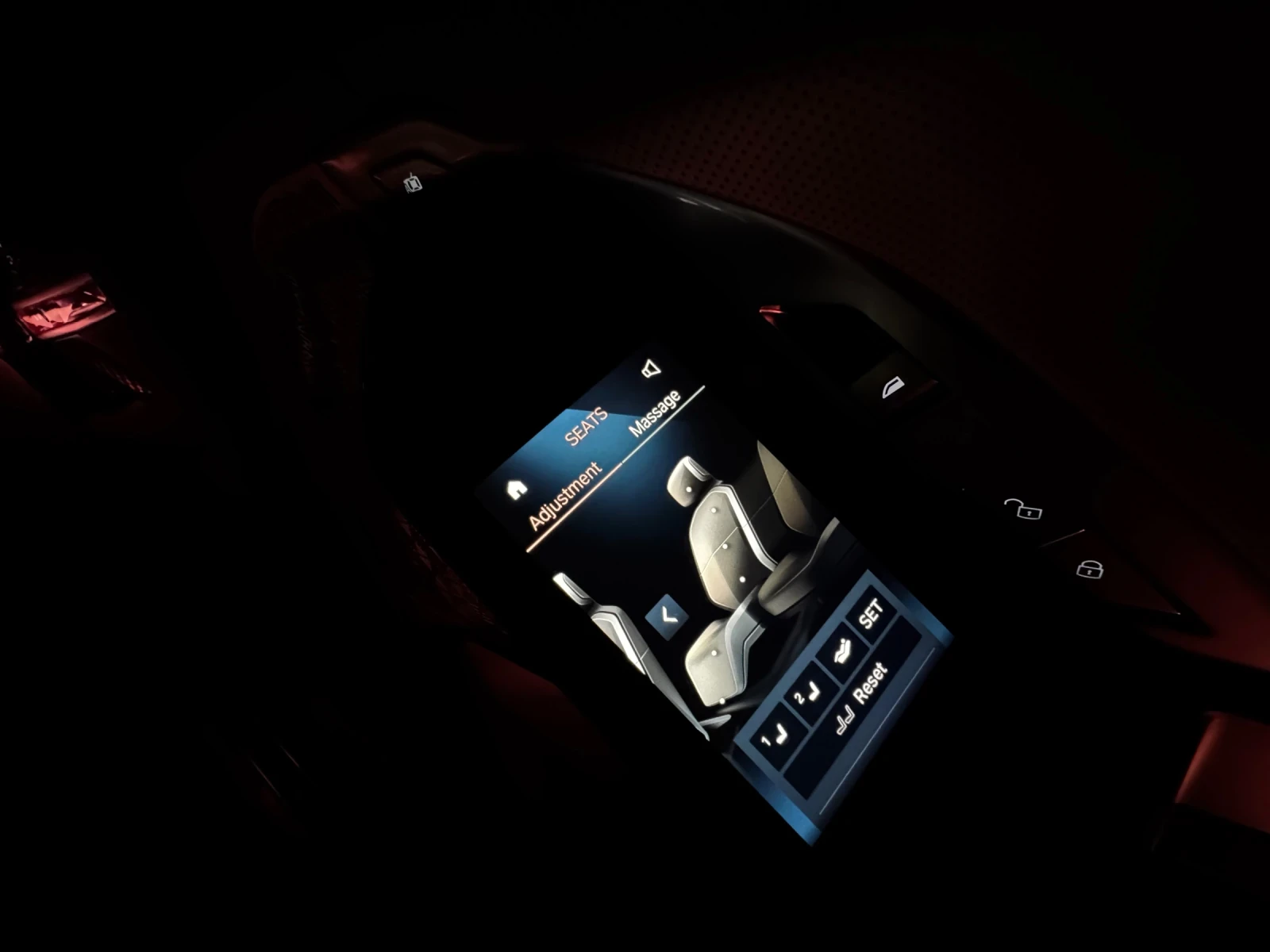 BMW i7 Xdrive60 Individual  | Mobile.bg   14