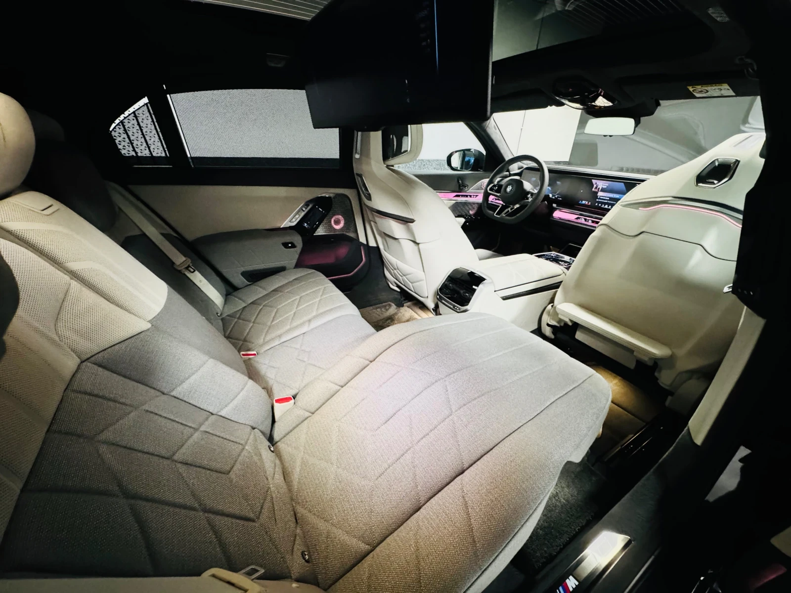 BMW i7 Xdrive60 Individual  | Mobile.bg   16