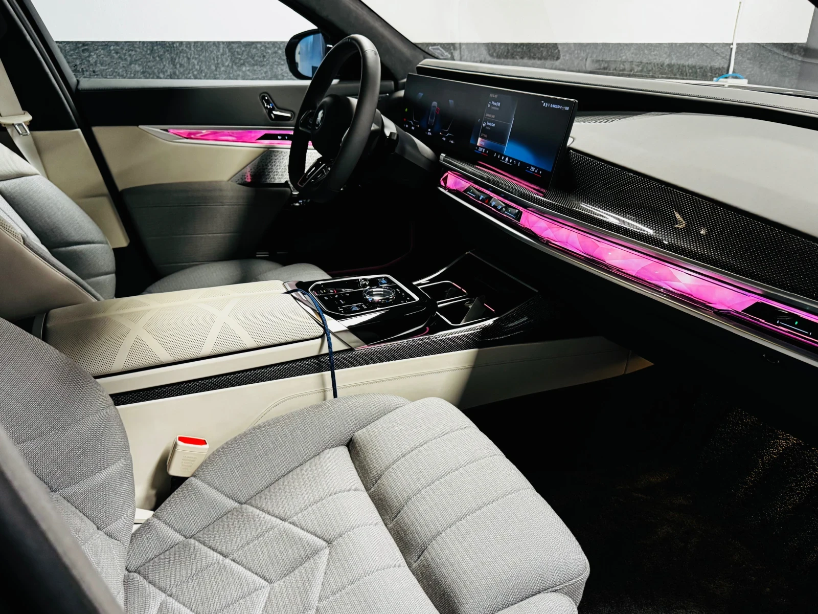 BMW i7 Xdrive60 Individual  - изображение 9