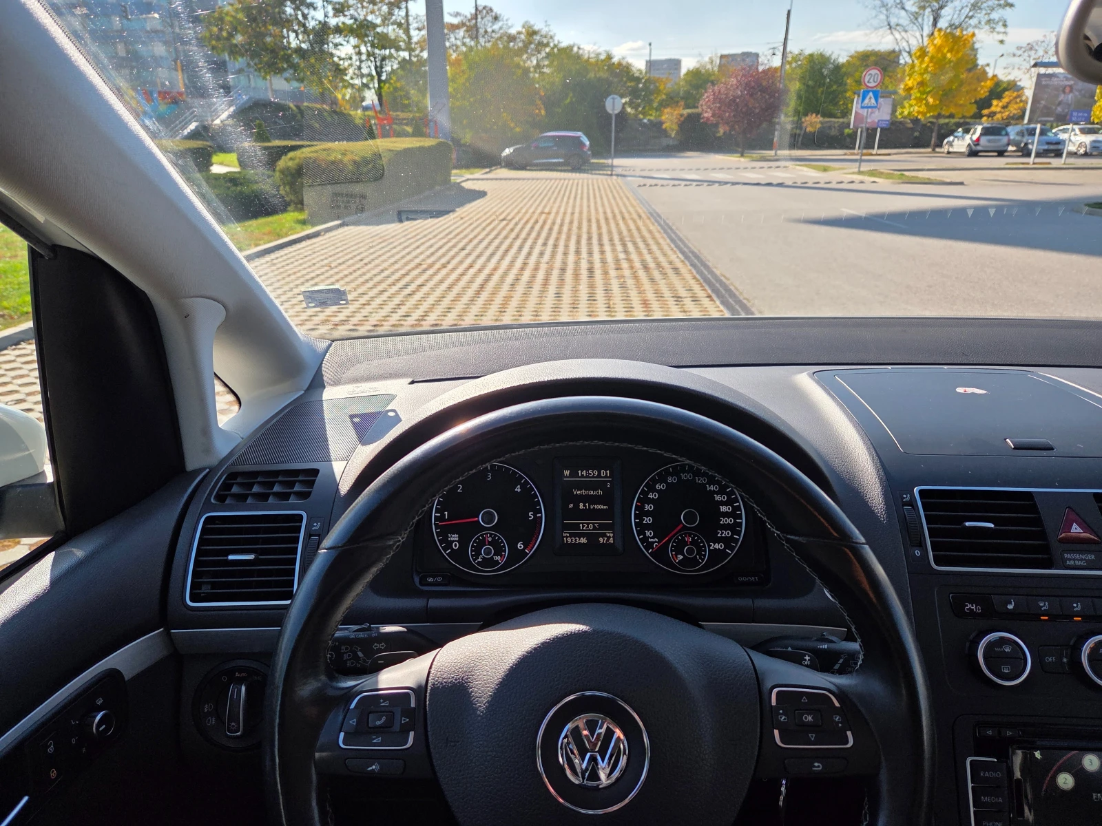 VW Touran 1.6TDI CUP | Mobile.bg   15