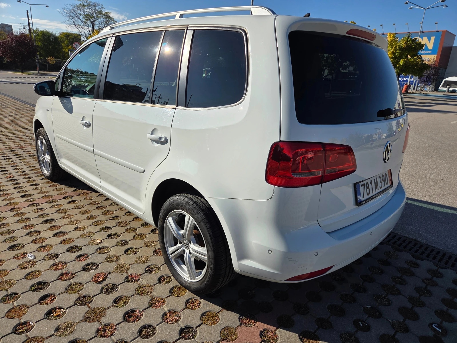 VW Touran 1.6TDI CUP | Mobile.bg   3