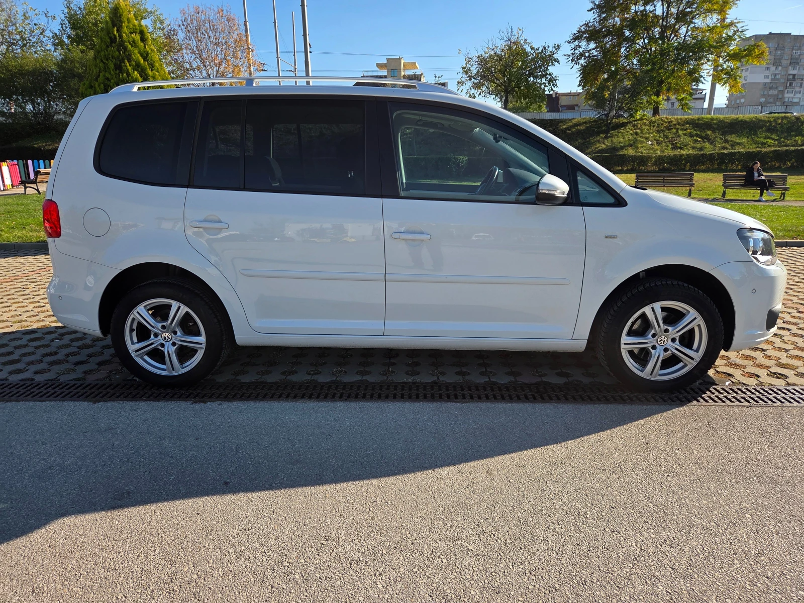 VW Touran 1.6TDI CUP | Mobile.bg   6