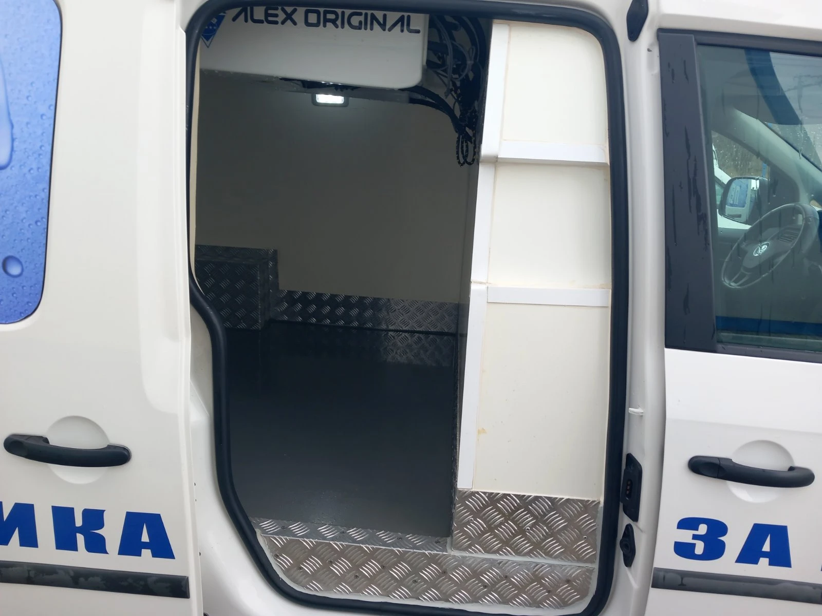 VW Caddy  - изображение 8