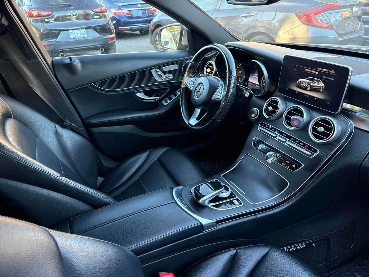 Mercedes-Benz C 300 CARFAX/ПАНОРАМА/ПОДГРЕВИ - изображение 7