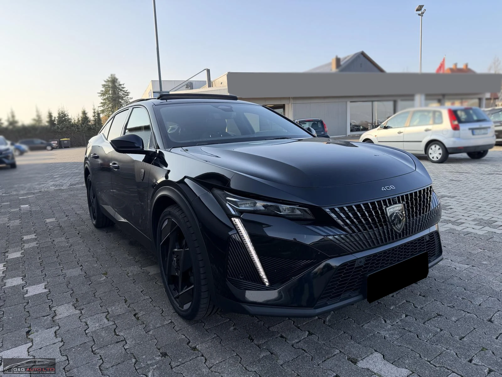 Peugeot 408 1.6 PHEV/224HP/GT/FOCAL/LEATHER/360/172h, снимка 4 - Автомобили и джипове - 53947219