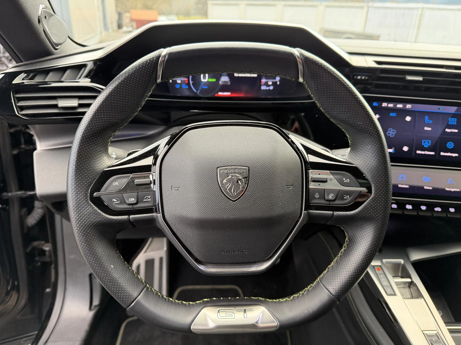 Peugeot 408 1.6 PHEV/224HP/GT/FOCAL/LEATHER/360/172h, снимка 7 - Автомобили и джипове - 53947219