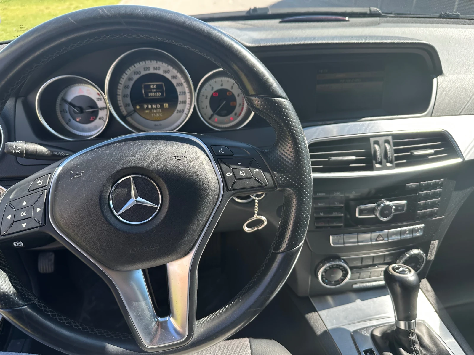 Mercedes-Benz C 200, снимка 7 - Автомобили и джипове - 54098606