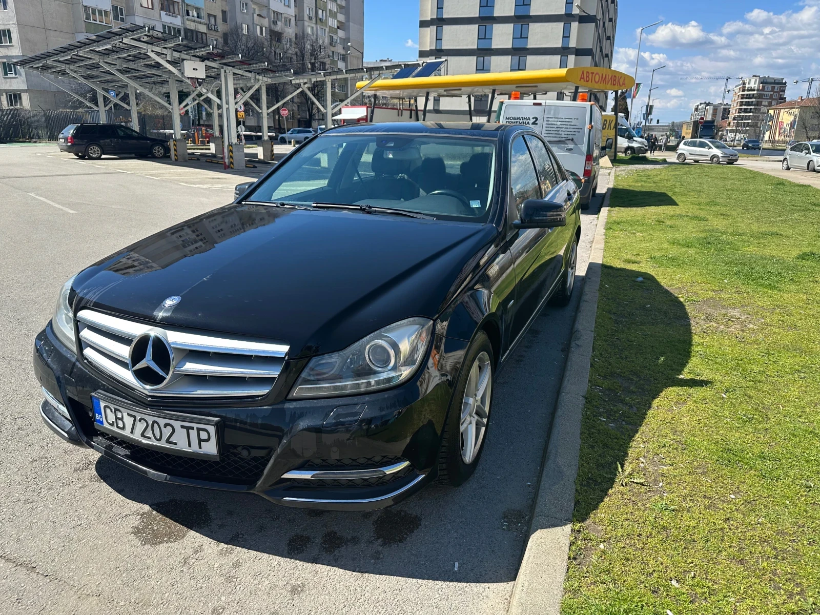 Mercedes-Benz C 200, снимка 2 - Автомобили и джипове - 54098606