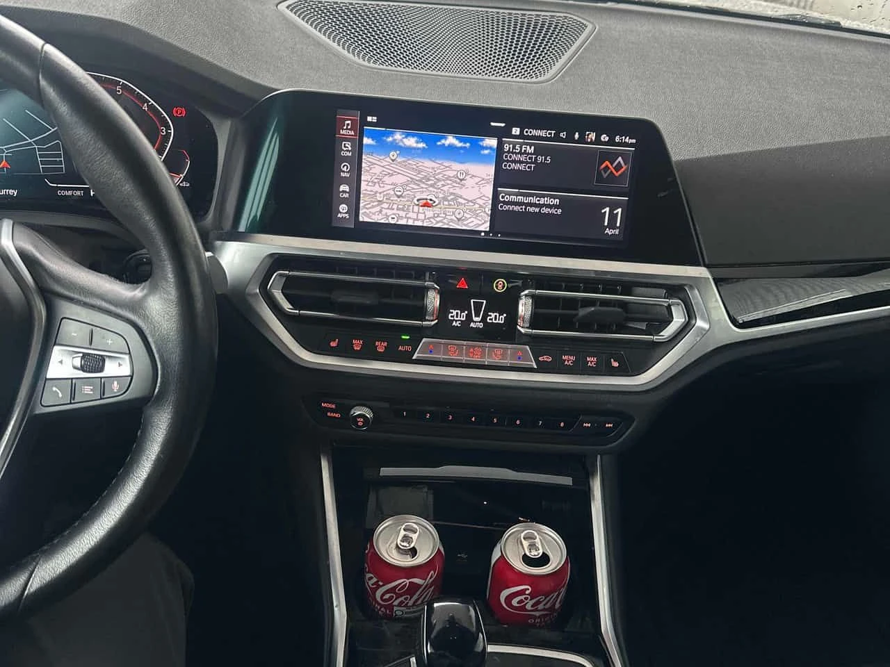 BMW 330 i xDrive/CARFAX/ШИБИДАХ/ПОДГРЕВИ, снимка 9 - Автомобили и джипове - 54172755