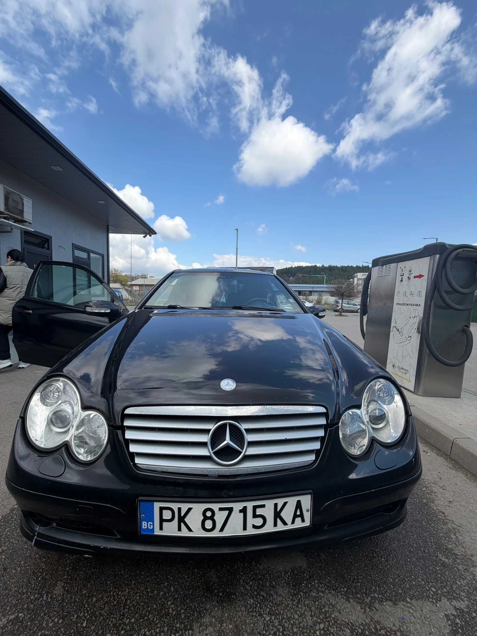 Mercedes-Benz C 220, снимка 8 - Автомобили и джипове - 54235225