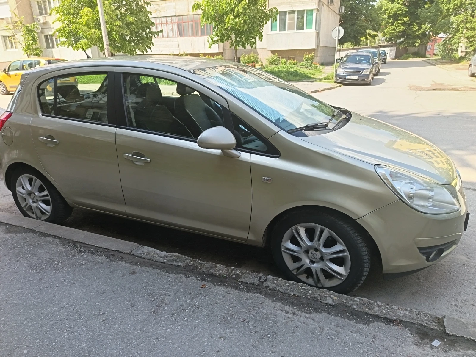 Opel Corsa, снимка 2 - Автомобили и джипове - 54492858