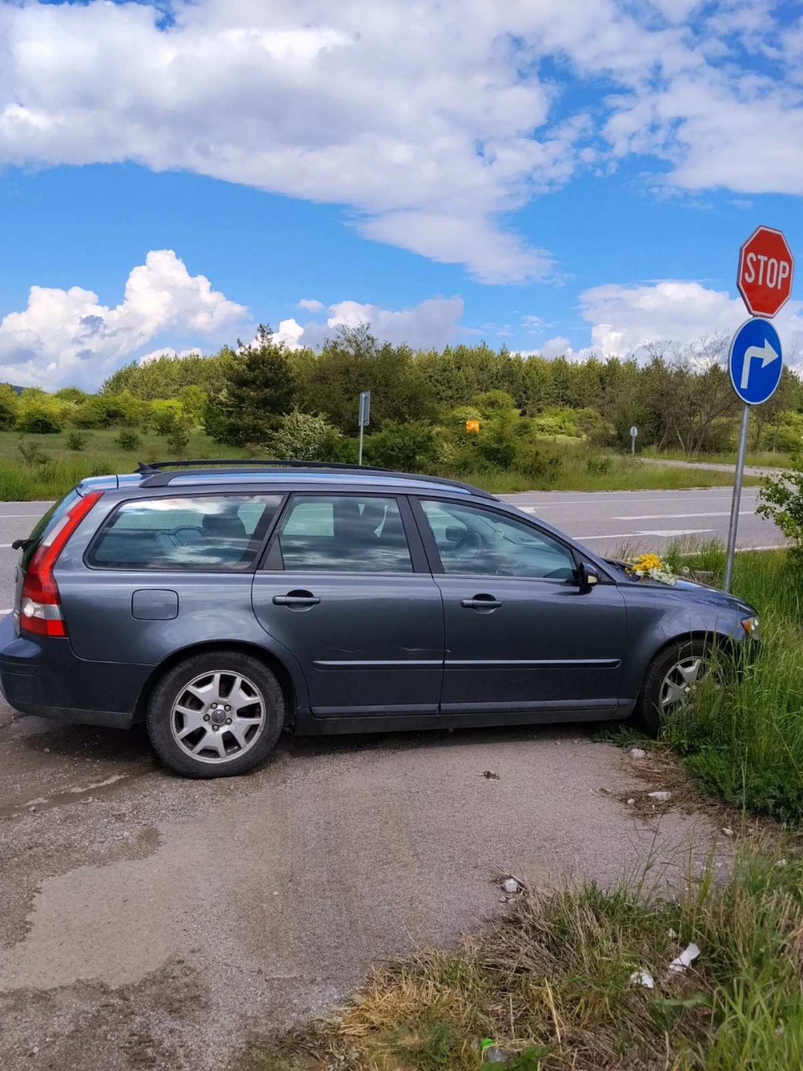 Volvo V40 2.0D 136кс, снимка 3 - Автомобили и джипове - 54661855