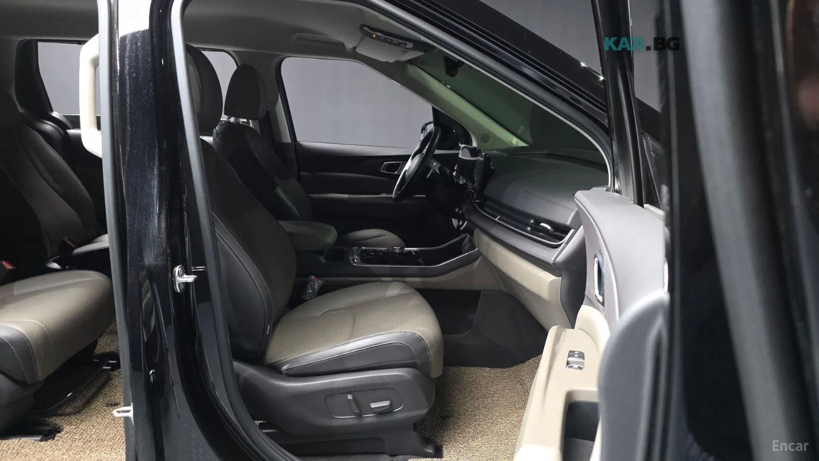 Kia Carnival * 3.5* NOBLESSE* ПОДГРЕВ* ОБДУХВАНЕ* 360* , снимка 11 - Автомобили и джипове - 54916830
