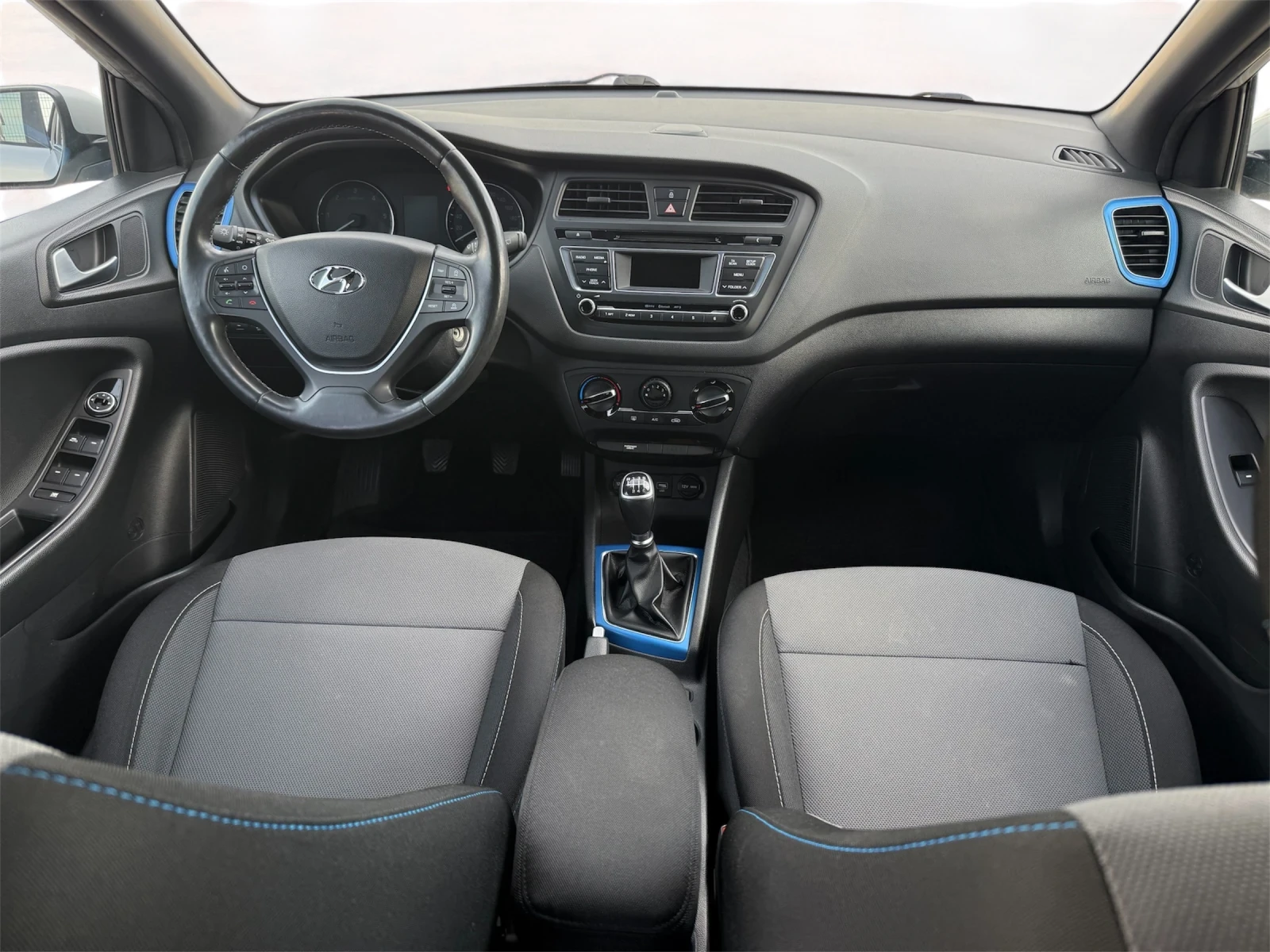 Hyundai I20 1.1CRDi/LED/PDC/Euro6, снимка 9 - Автомобили и джипове - 54929288