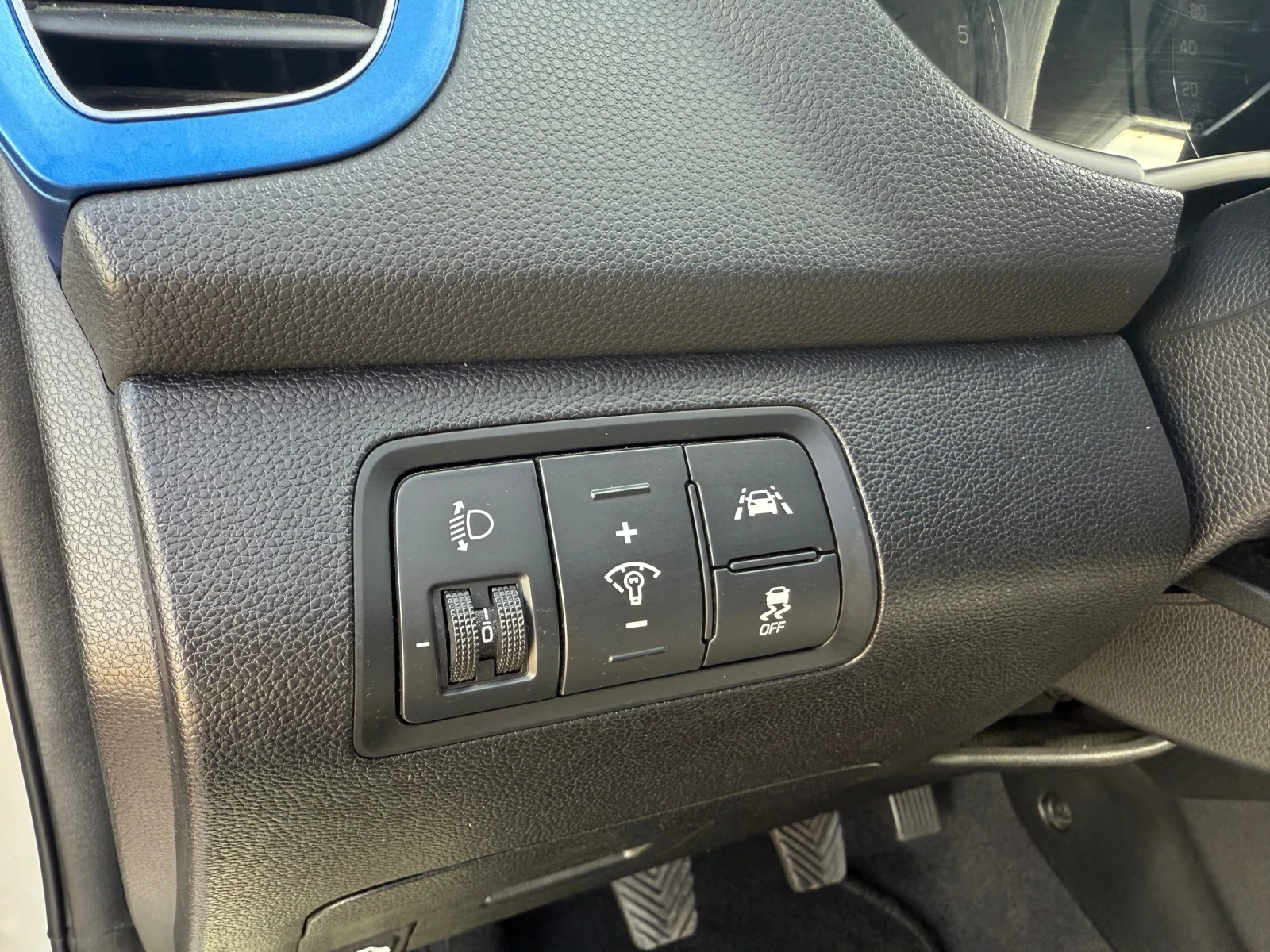 Hyundai I20 1.1CRDi/LED/PDC/Euro6, снимка 12 - Автомобили и джипове - 54929288