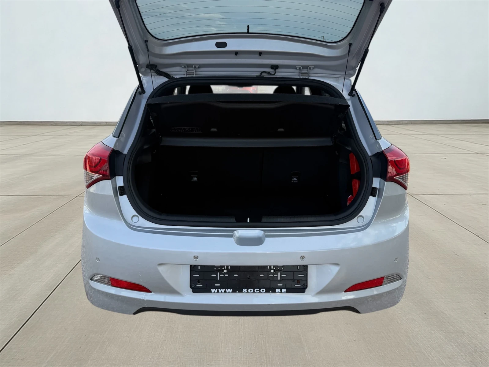 Hyundai I20 1.1CRDi/LED/PDC/Euro6, снимка 14 - Автомобили и джипове - 54929288