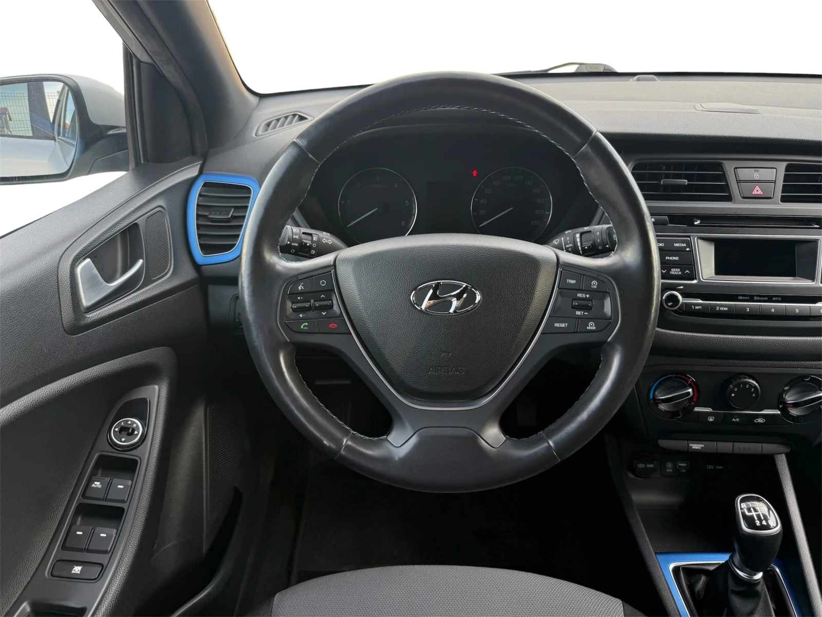 Hyundai I20 1.1CRDi/LED/PDC/Euro6, снимка 10 - Автомобили и джипове - 54929288