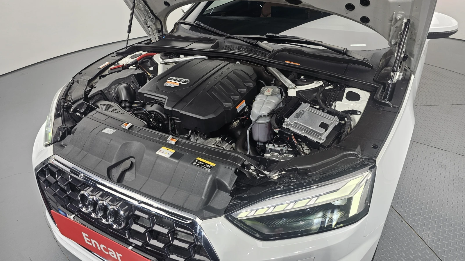 Audi A5 3.0 40TFSI Quattro Premium Sportback, FULL, снимка 5 - Автомобили и джипове - 55013108