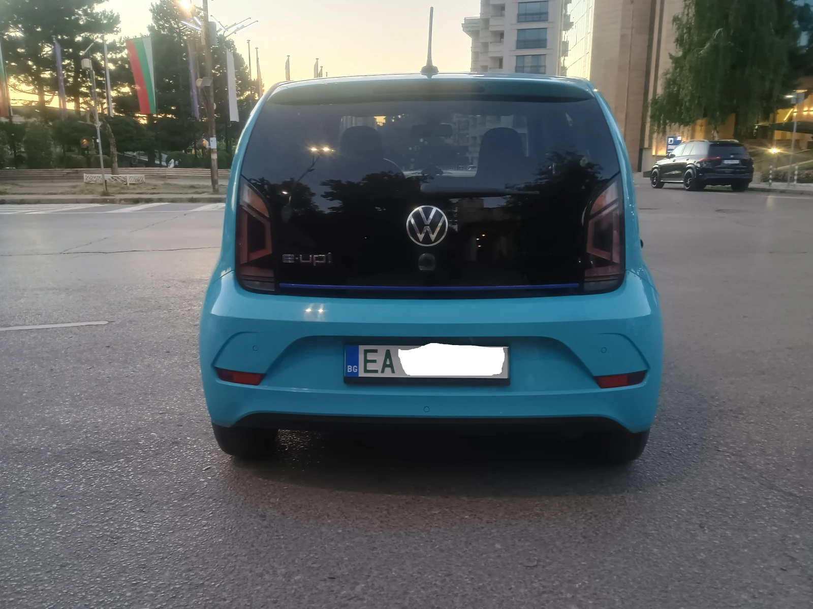 VW Up, снимка 5 - Автомобили и джипове - 55082040
