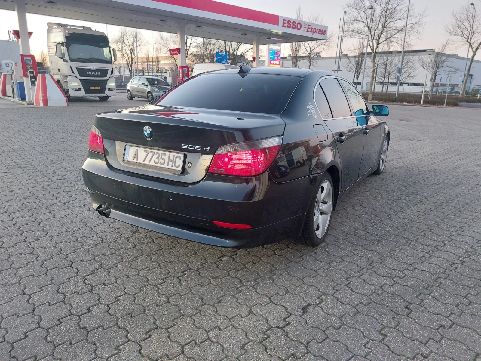 BMW 525, снимка 10 - Автомобили и джипове - 55646954