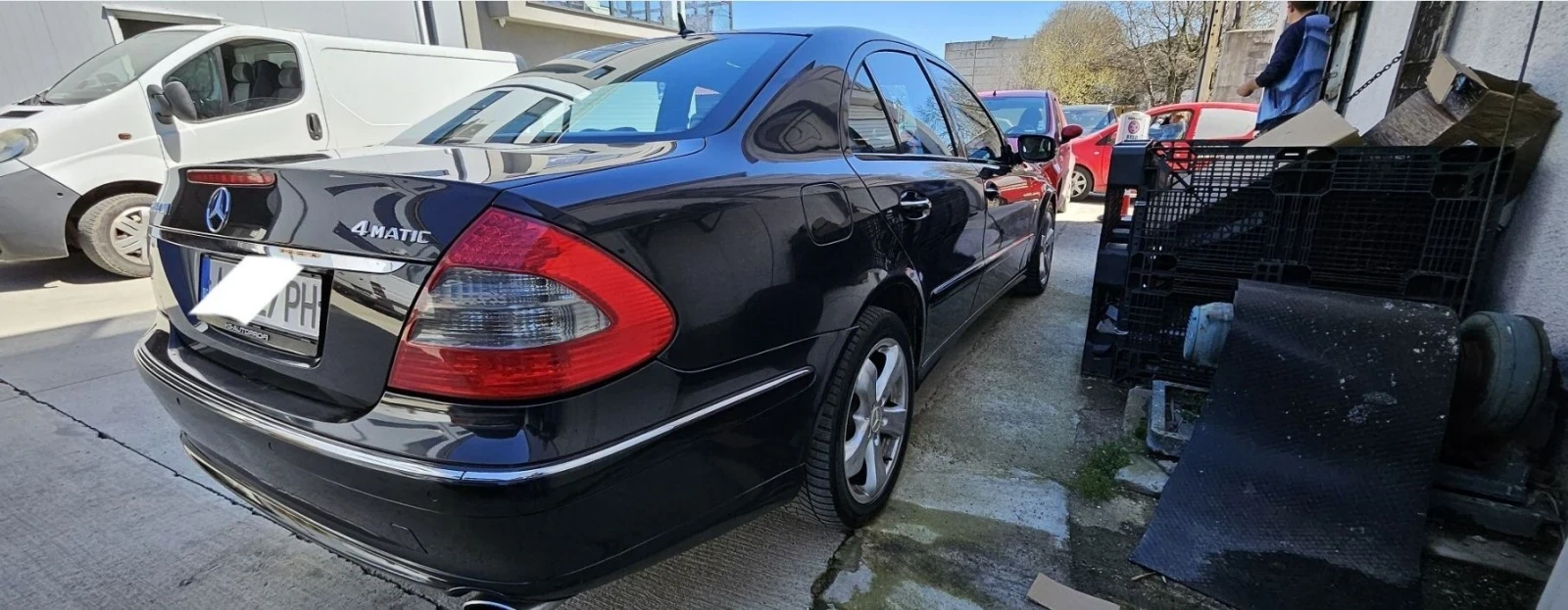 Mercedes-Benz E 280 4 Matic, снимка 9 - Автомобили и джипове - 55695047