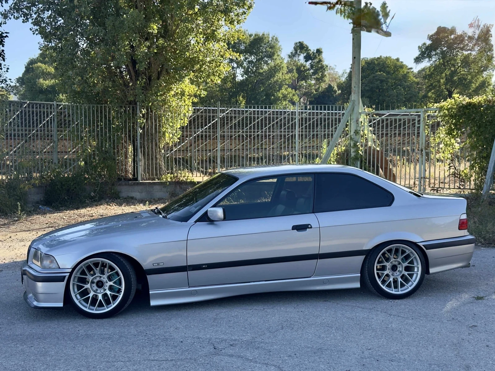 BMW 320, снимка 2 - Автомобили и джипове - 55767768