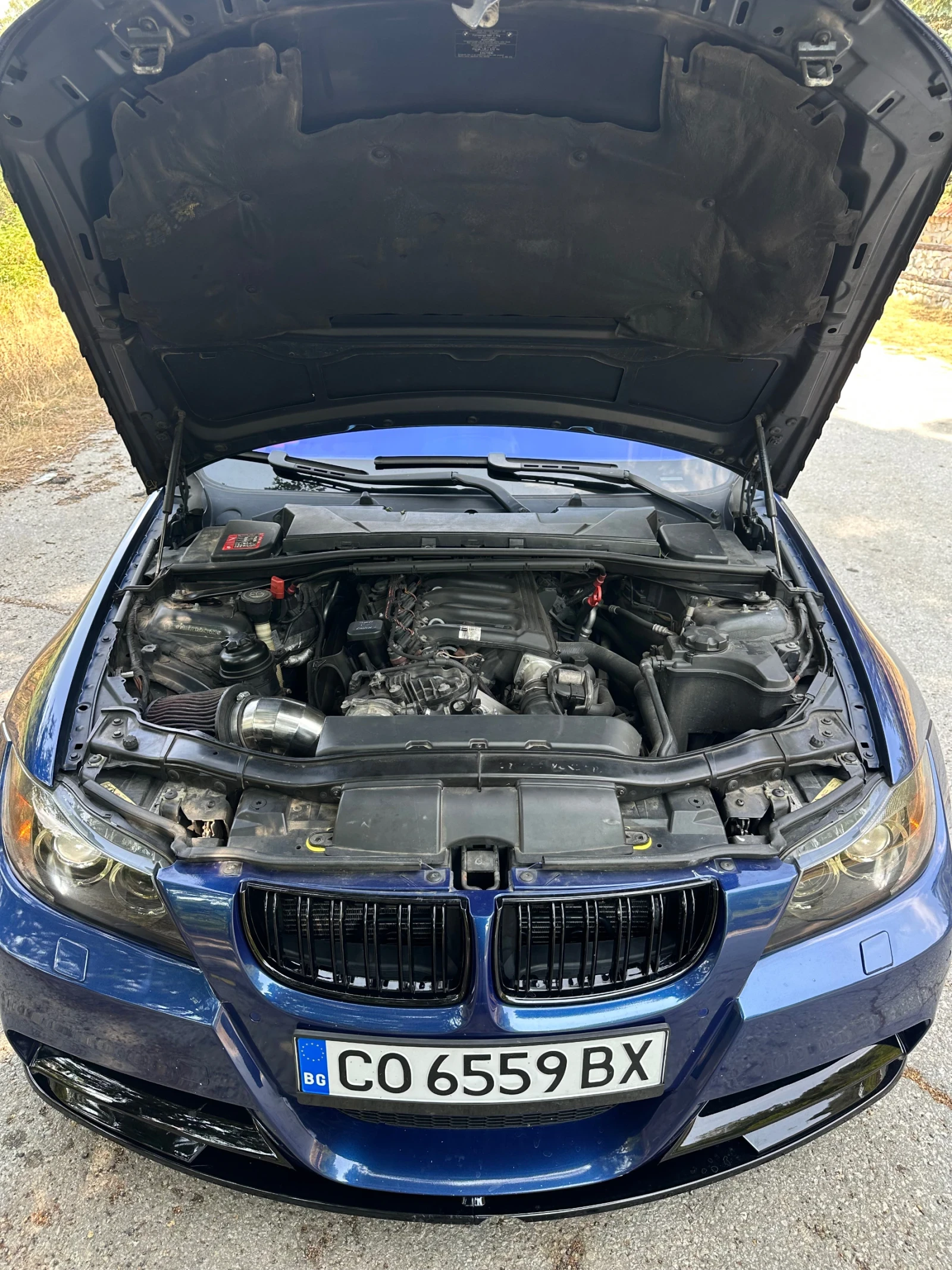 BMW 330, снимка 16 - Автомобили и джипове - 55967926